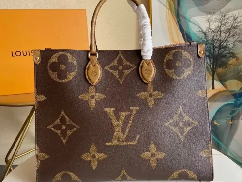 Louis Vuitton M44576 Onthego GM Monogram Canvas photo review